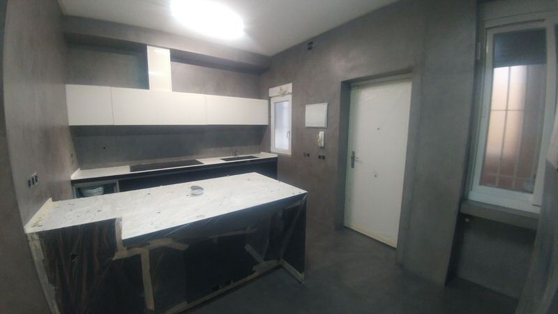Cocina realizada en microcemento de CementDecor
